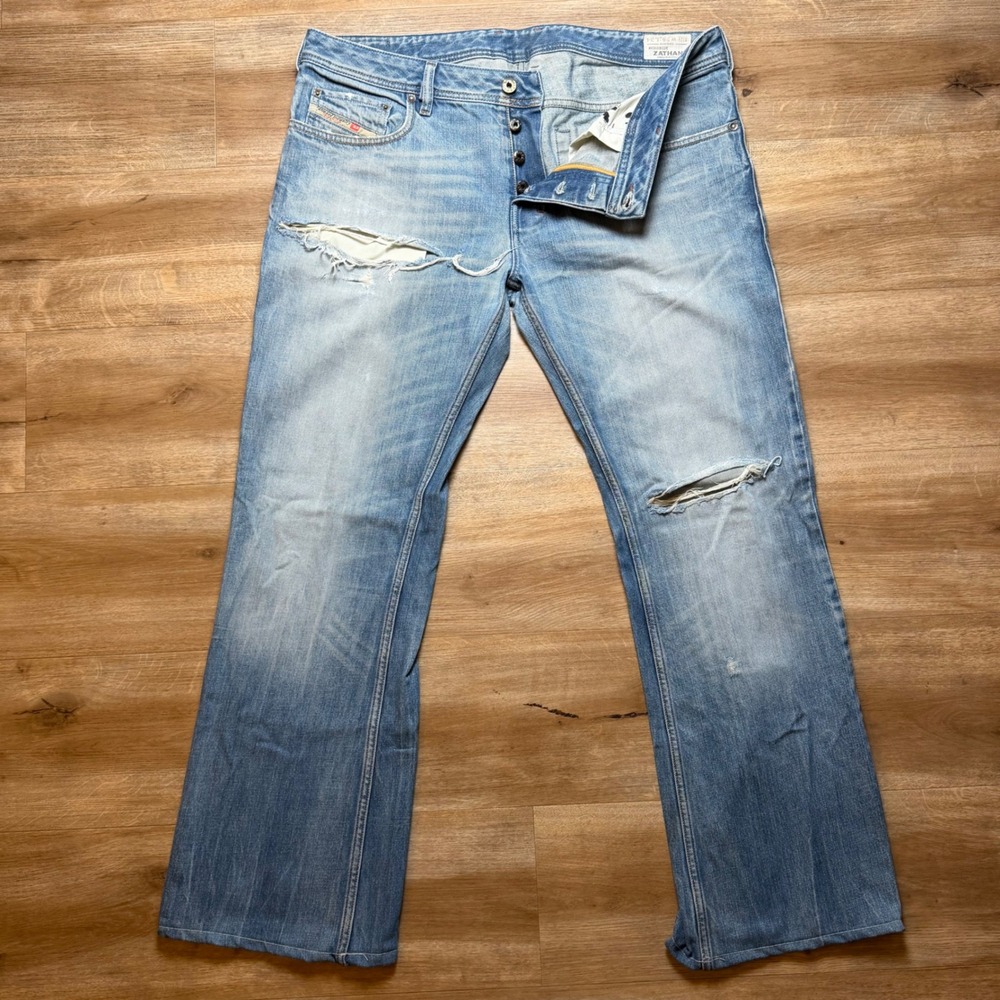 Diesel Zathan Jeans Mens 36x30 Blue Distressed Bootcut Wash 0802E Denim Pants